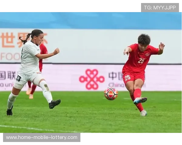 女足拼搏新篇章 女足世界杯激战正酣 展现实力与荣耀 女足拼搏新篇章 女足世界杯激战正酣 展现实力与荣耀